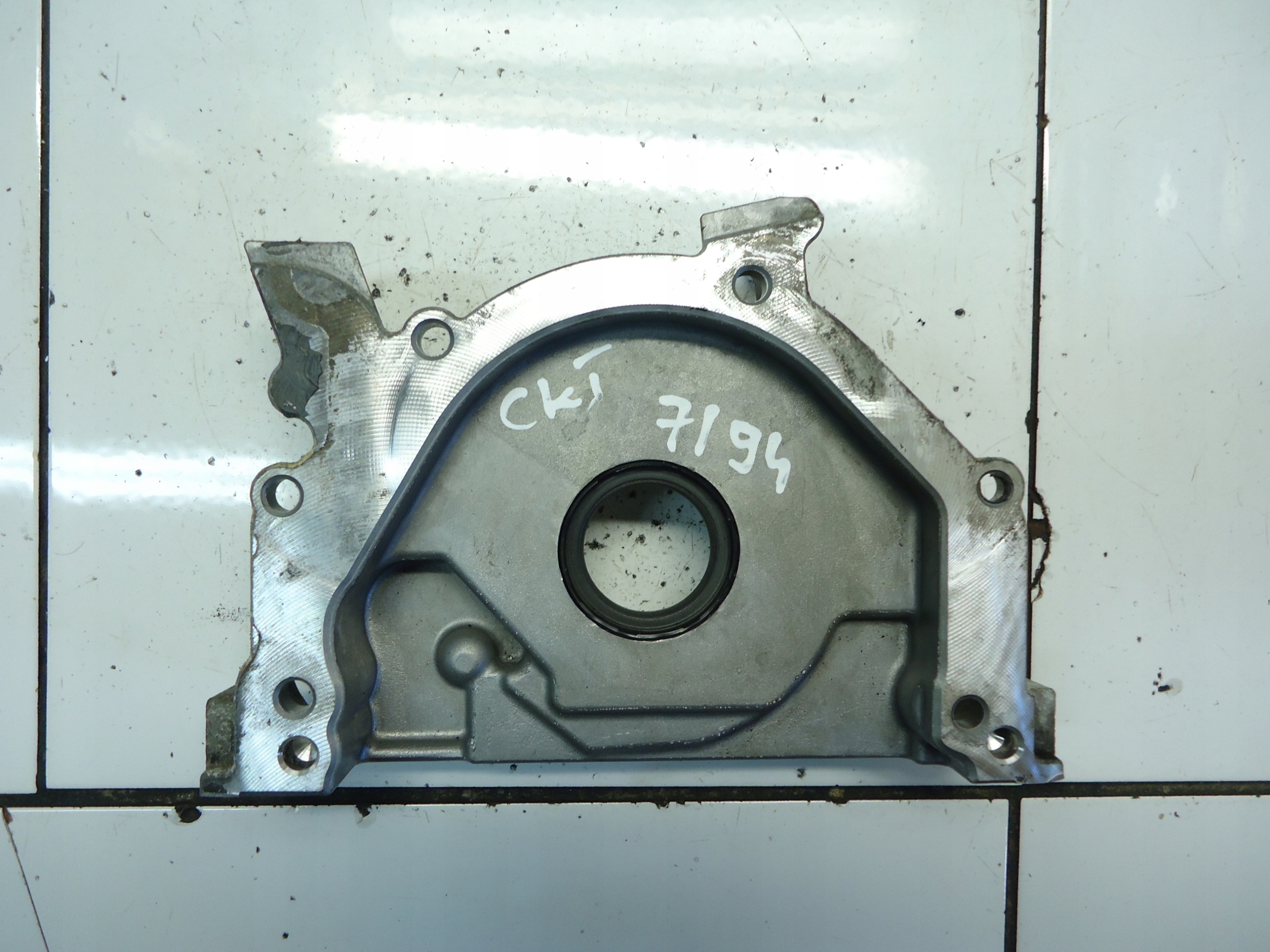 Akselitiiviste Kotelo OEM 03G103153E Audi VW image 2