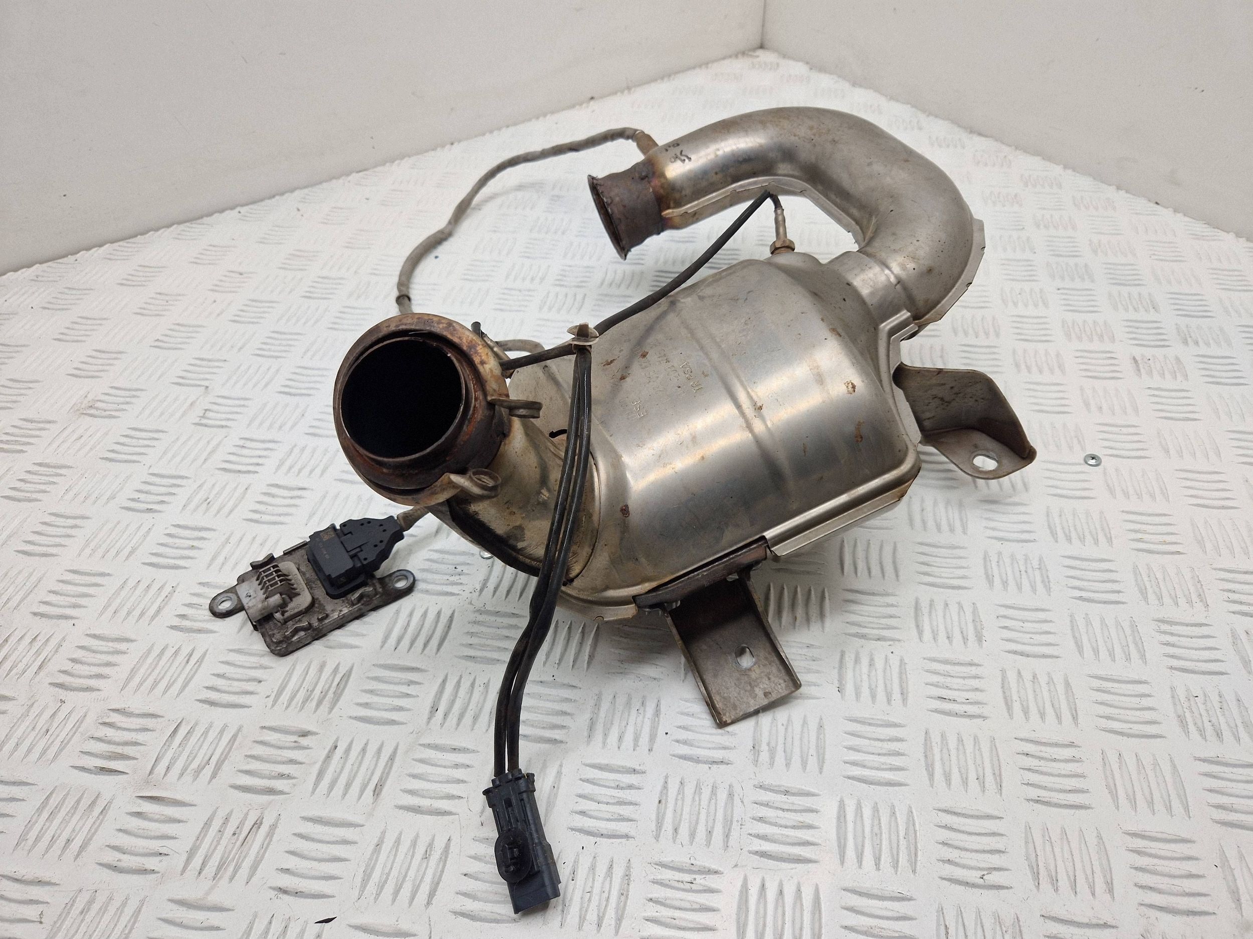 OEM 9820974580 Hiukkassuodatin Toyota Proace:lle Käytetty