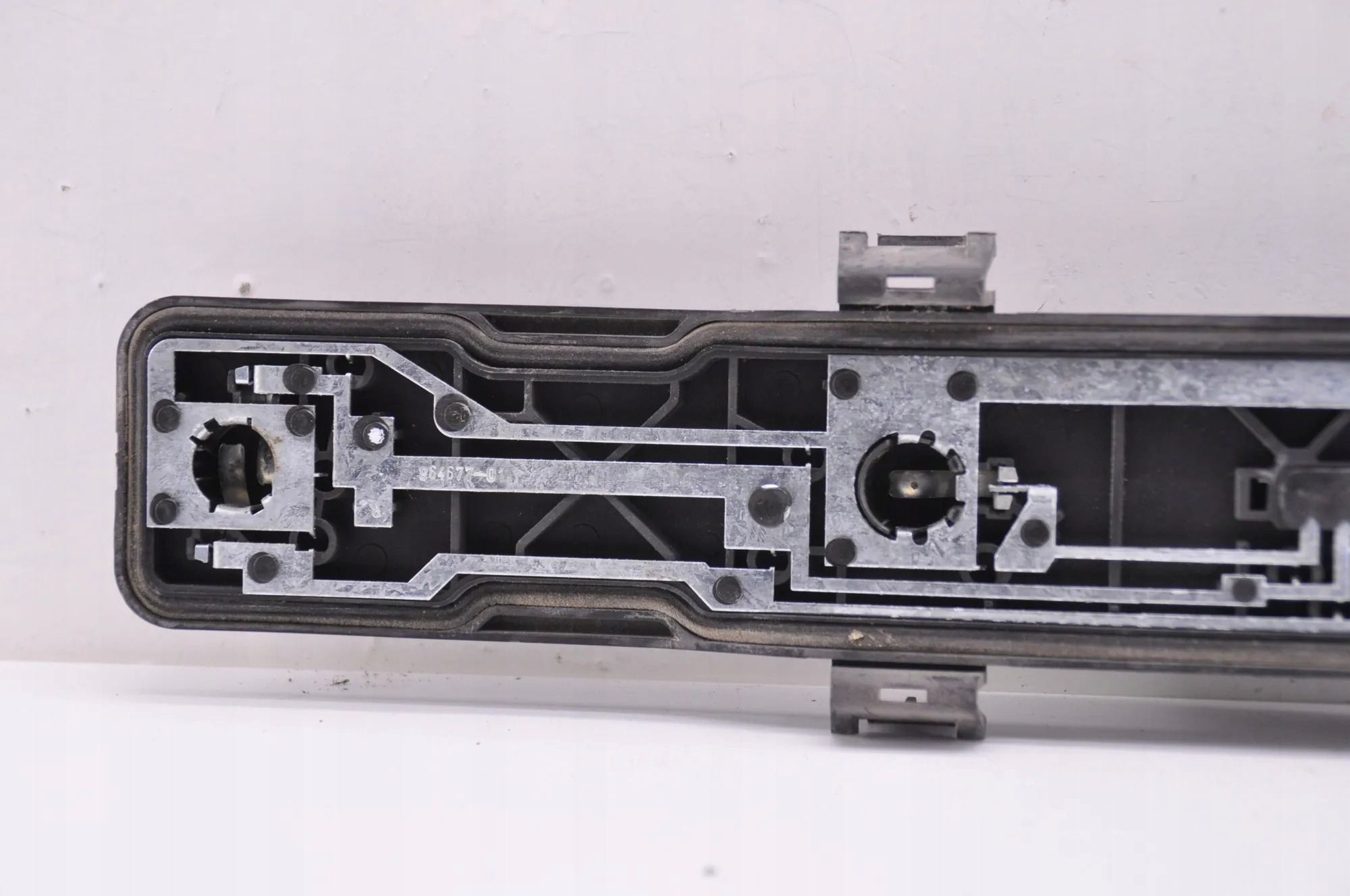 OEM 96467801 Takavalon liitin Mercedes-Benz Vitolle