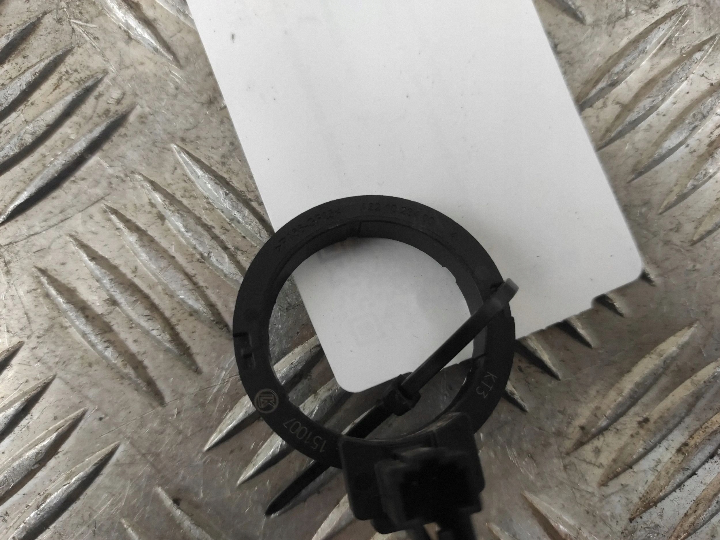 VW Wegfahrsperrenantenne OEM A321023400 - Gebraucht image 5
