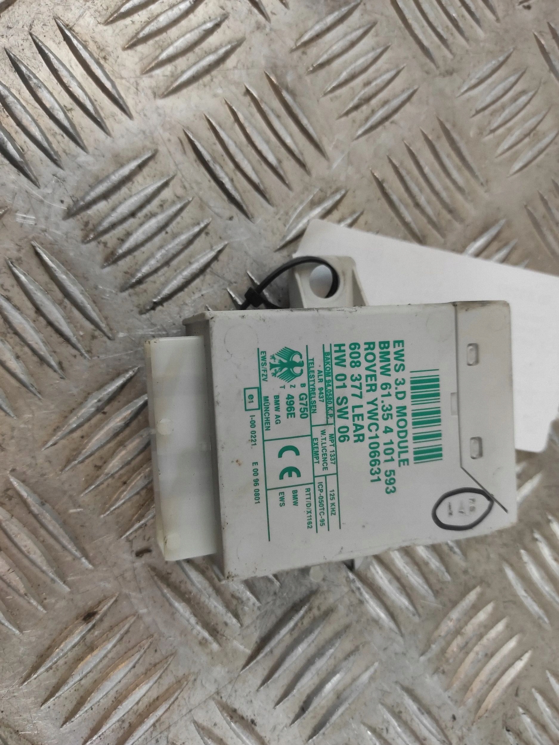 Land Rover Immobilisaattorimoduuli OEM YWC106631