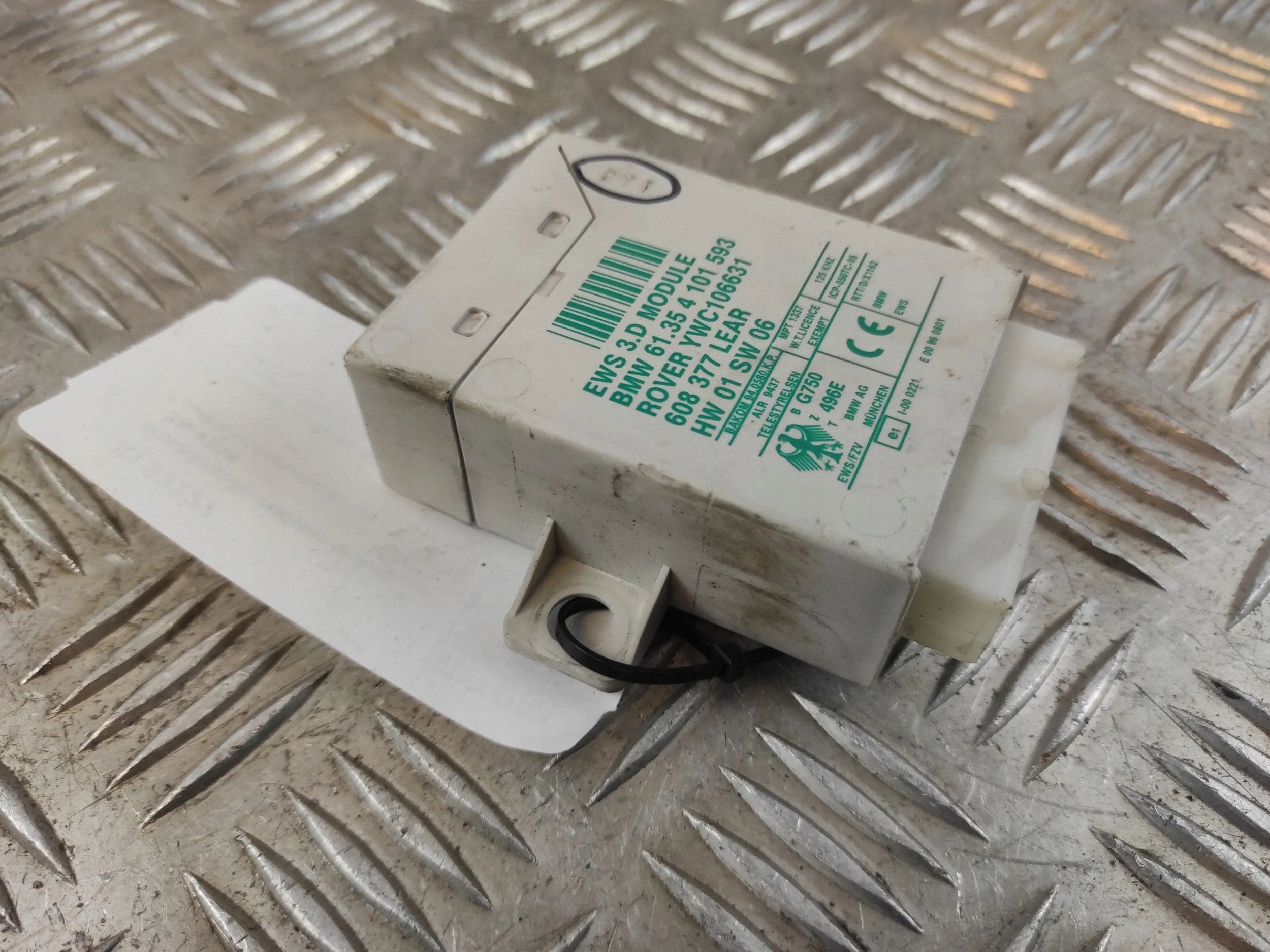 Module d'immobilisation Land Rover OEM YWC106631 image 5