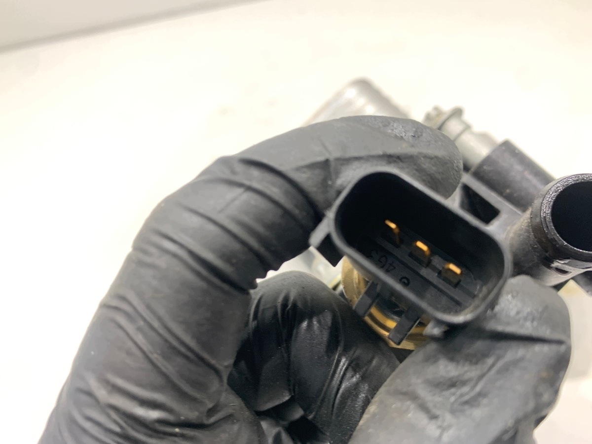 Oliefilterbevestiging OEM 68308741AB image 4