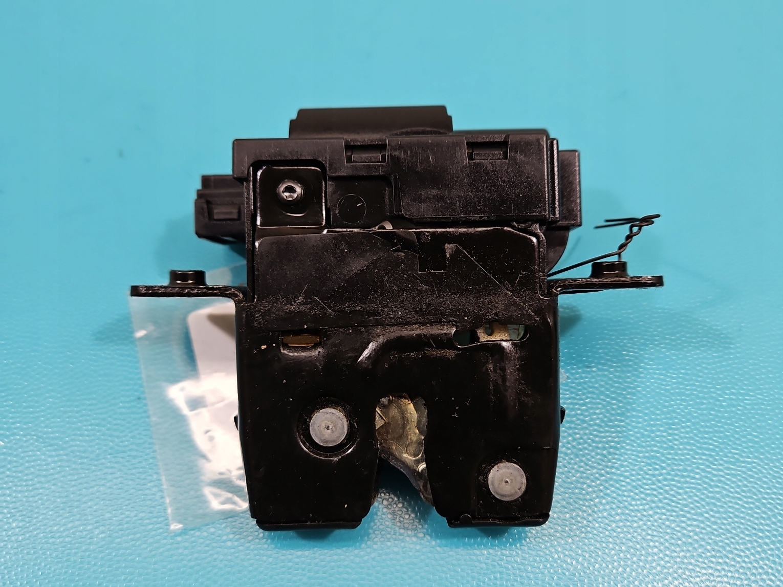 Tailgate Lock 90502EY10D Nissan Qashqai I J10 06-13 HB
