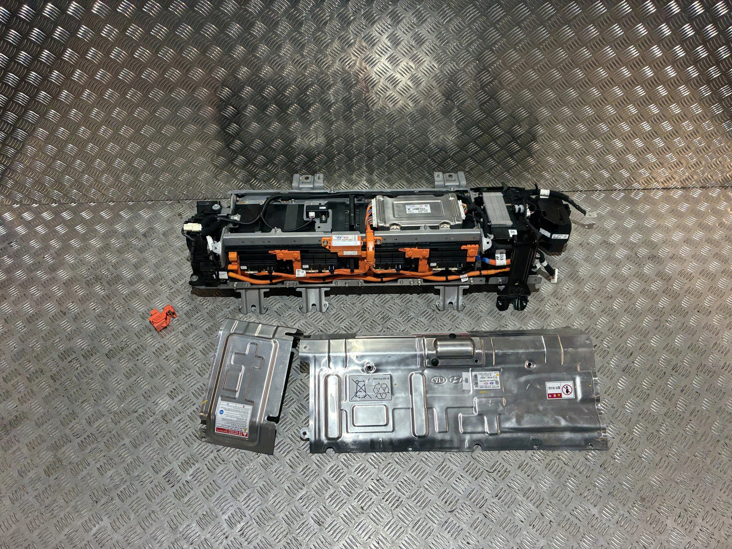 Hyundai Kona hybridiakku OEM 37501-CM020