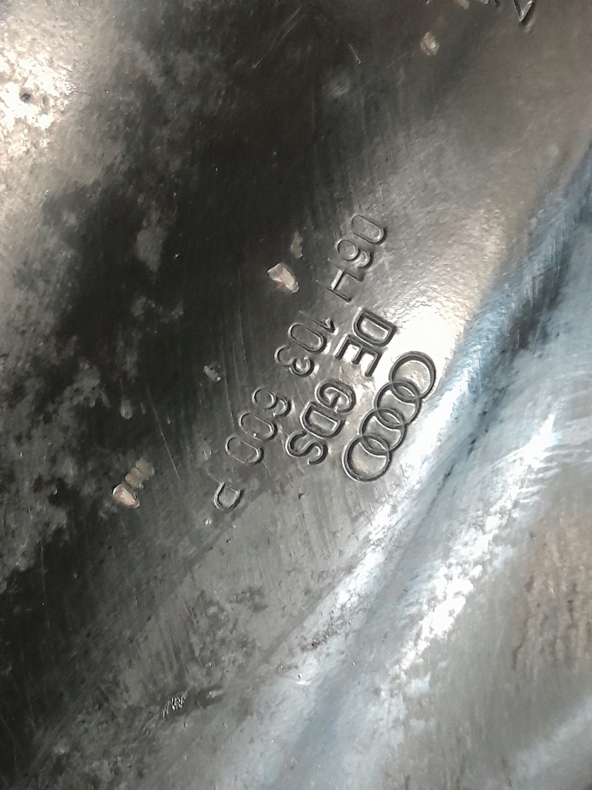 Oljetråg Audi A4 A5 1.8 TFSI 2.0 TFSI 06H103603S