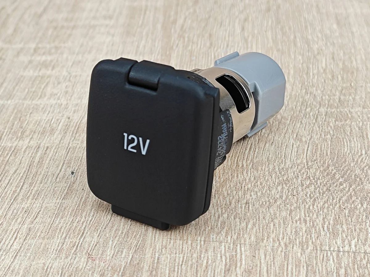 Prise 12V VW Amarok Ranger BB5T19487BAW