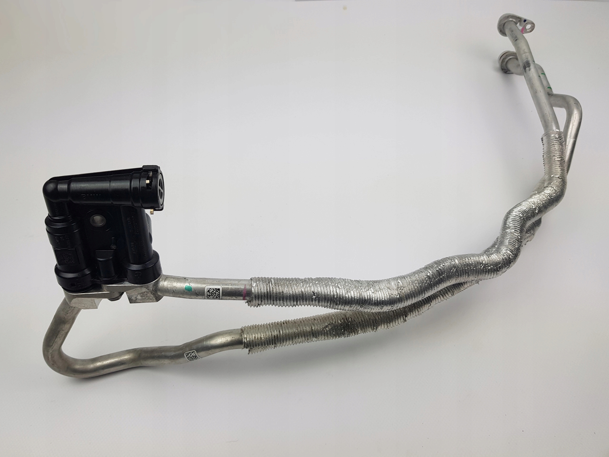 BMW Oil Line OEM 8854981 for XM G09 - Used