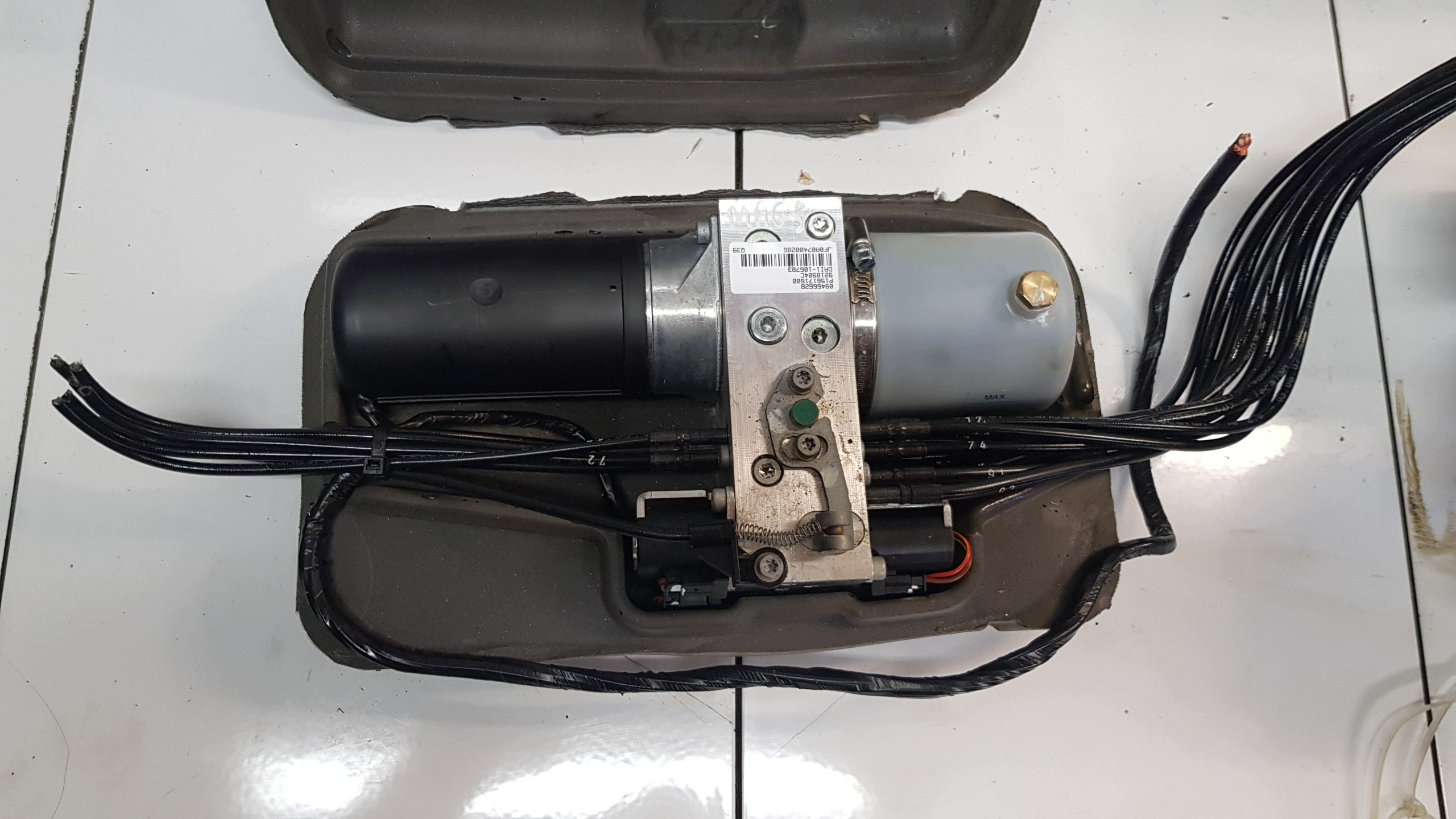 Bomba teto cabrio OEM 09466628 Volvo C70 image 2