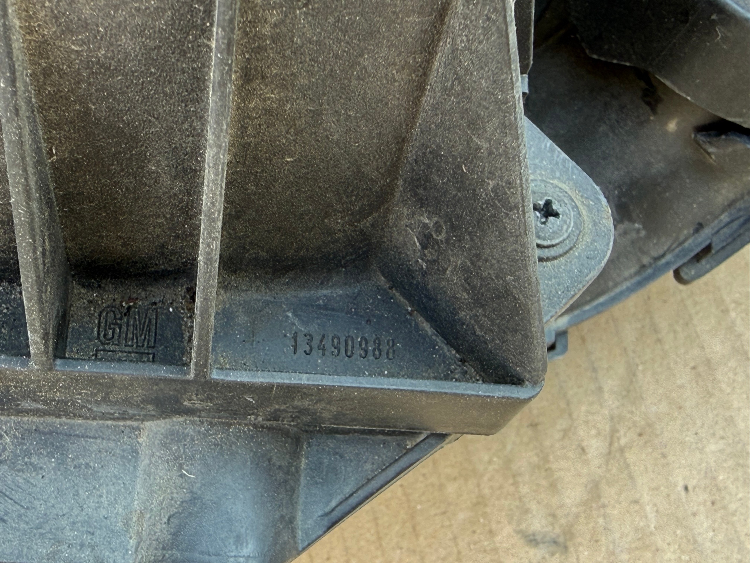 Luftfilterhus Opel Mokka A 1.5 cdti OEM 13490988 image 5