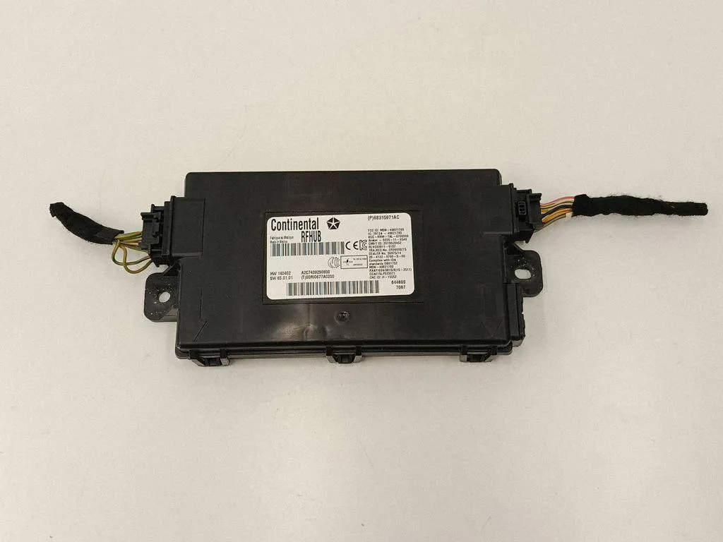 Dodge Challenger Avaimeton Moduuli OEM 68315971AC image 2