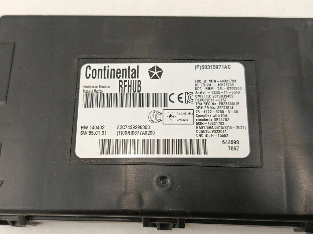 Dodge Challenger Avaimeton Moduuli OEM 68315971AC image 5