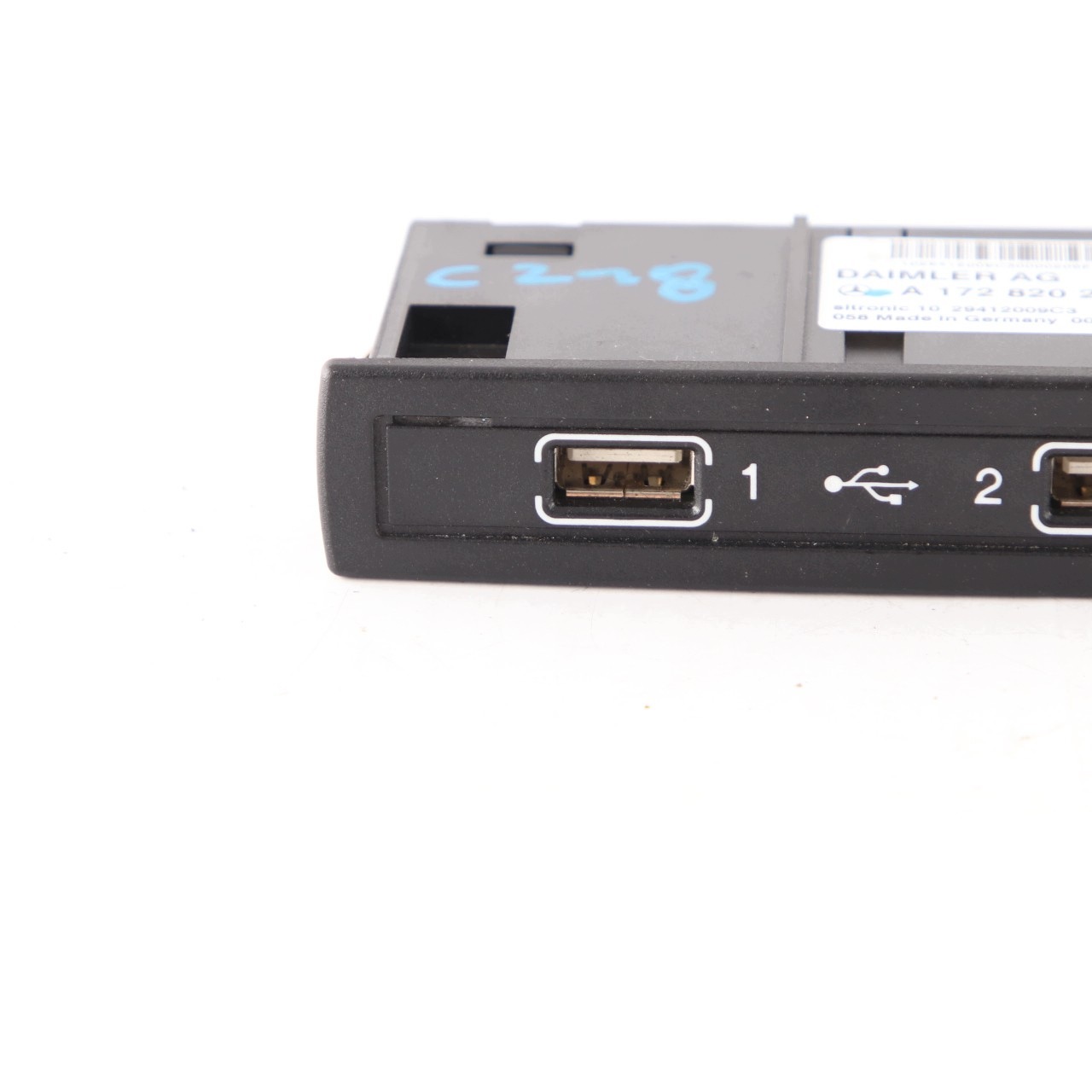 Mercedes-Benz USB-Anschluss OEM A1728202826 für E-Klasse W212