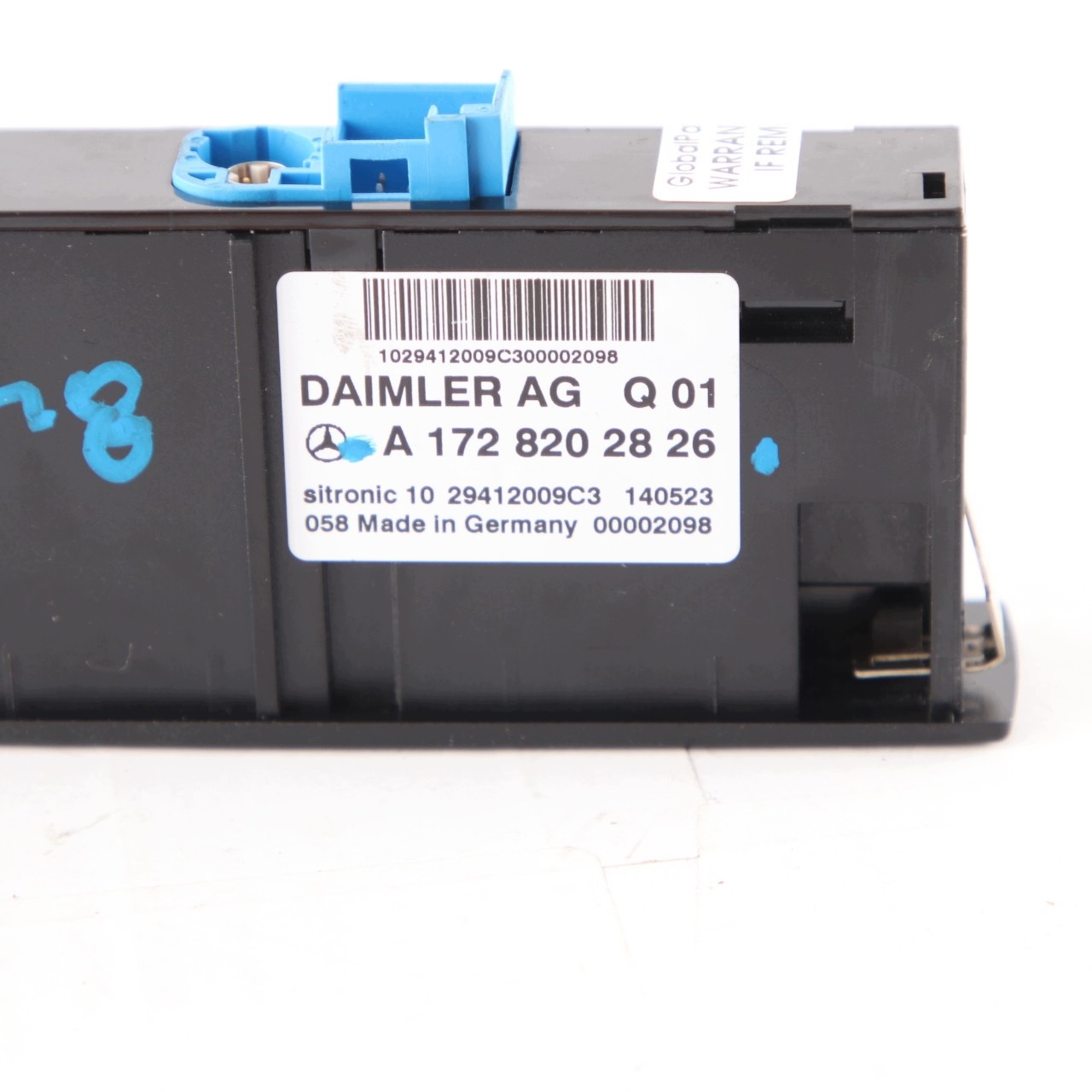 Tomada USB Mercedes-Benz OEM A1728202826 para Classe E W212 image 8