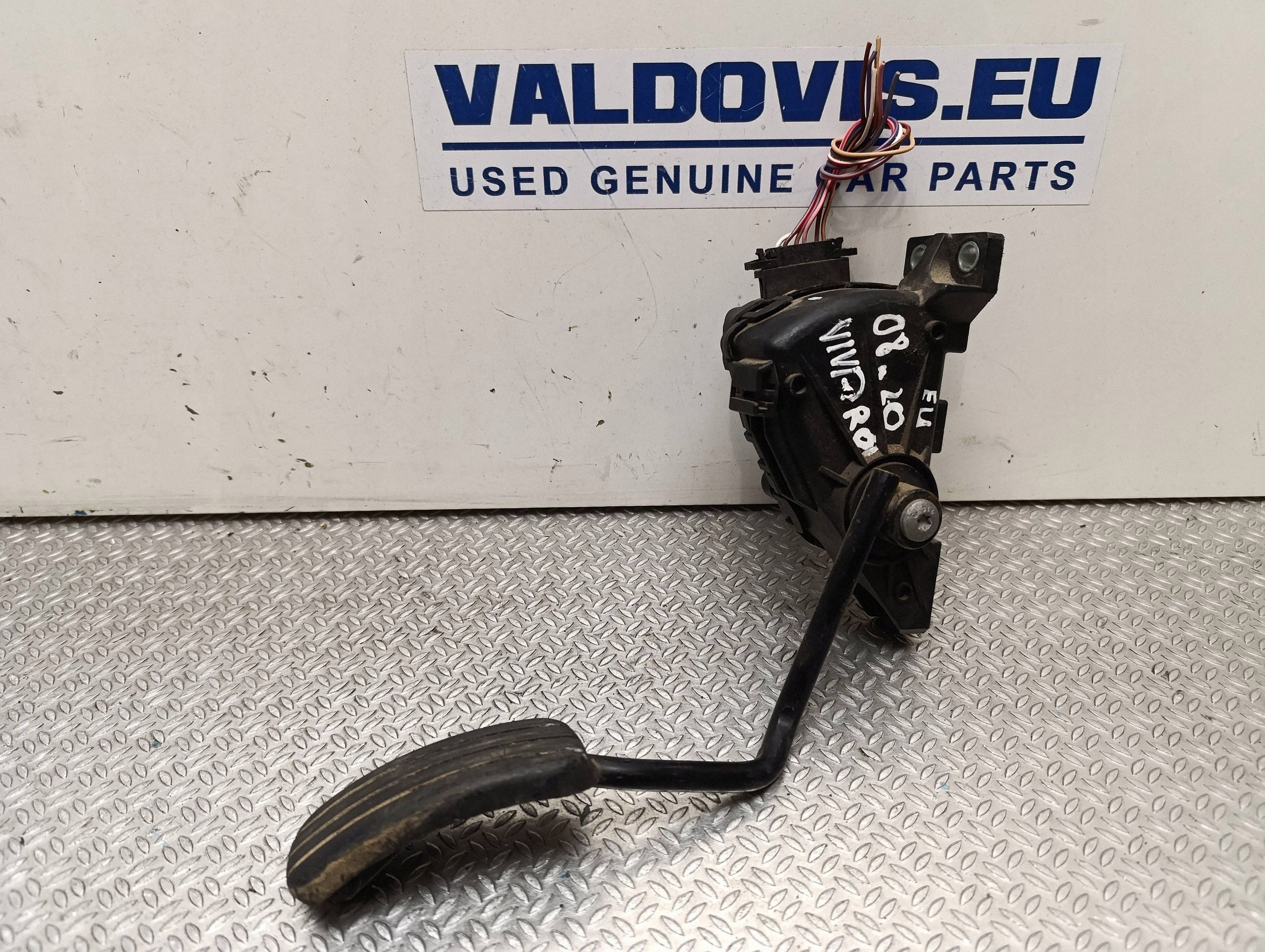 Kaasupoljin OEM 7700313060 Traffic/Vivaro-malleille