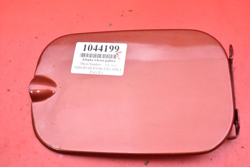 Tapa combustible Dacia Sandero 8200389403 usada
