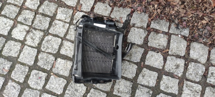 AUDI RS3 8V0 8V5 ZUSÄTZLICHER WASSERKÜHLER 8V0121212C LINKS 8k0121212c