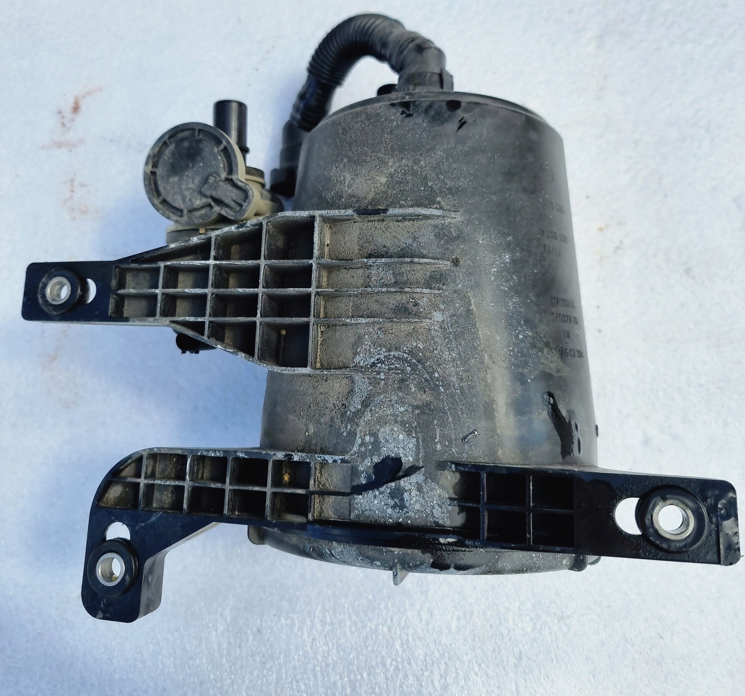 Kraftstoffdampf-Kohlefilter OEM 7356535 für BMW 3 G20 G21