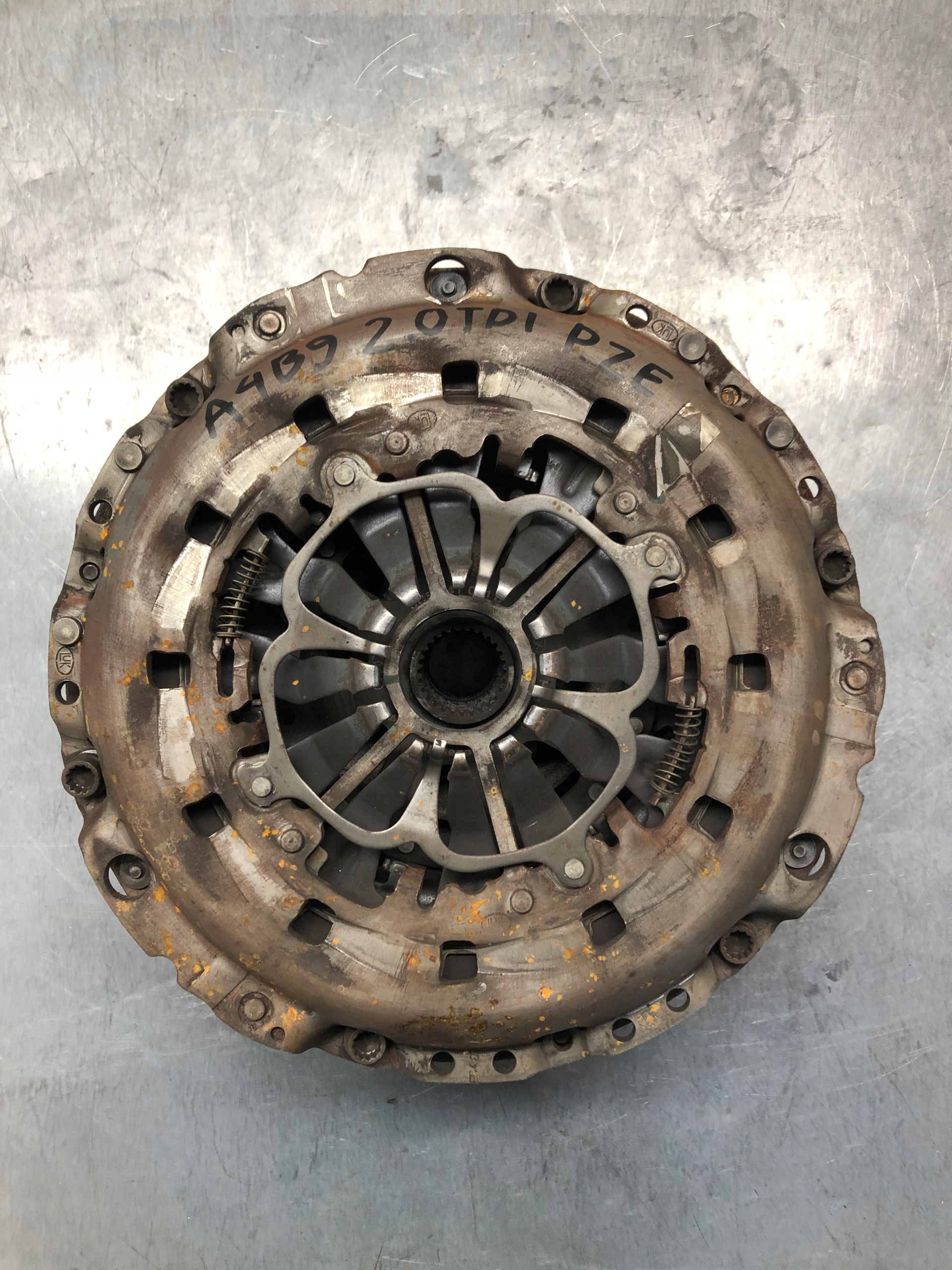 A4 B9 2.0 TDI DEU EMBRAYAGE BIMASSE 6 VITESSES 0CS141026B 0CS105266F image 2