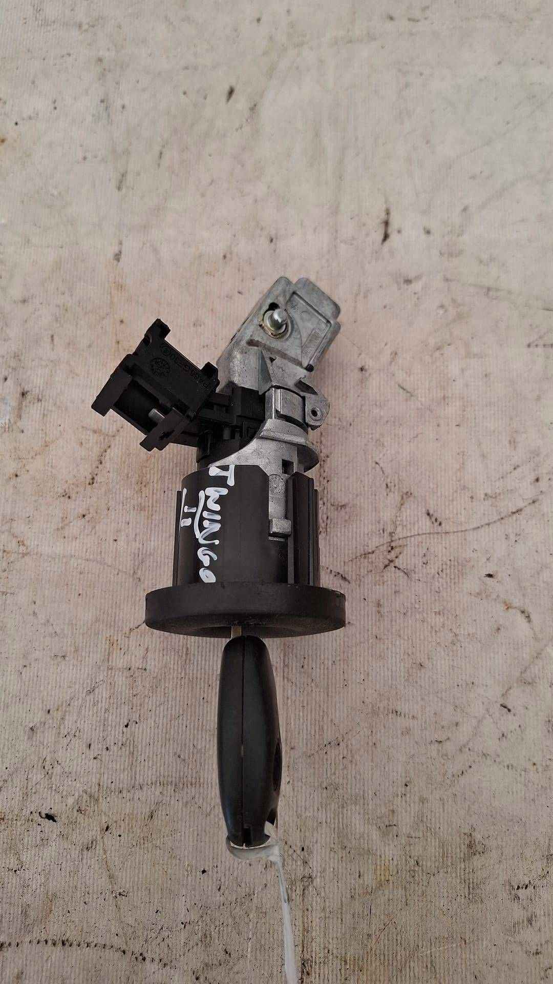 Interruptor de ignição OEM 8200405701E Renault Master III image 3