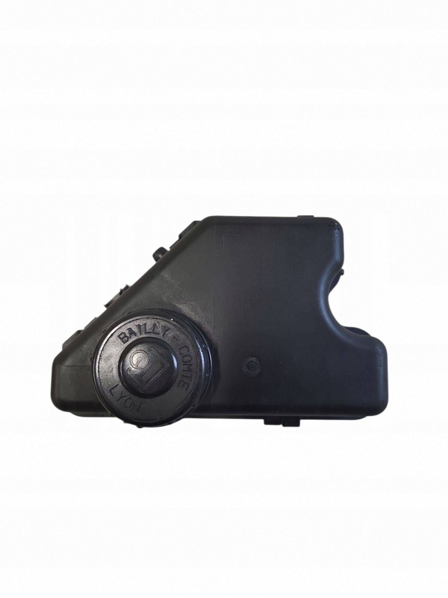 Gebrauchter Opel Servobehälter OEM JUT241684 image 2