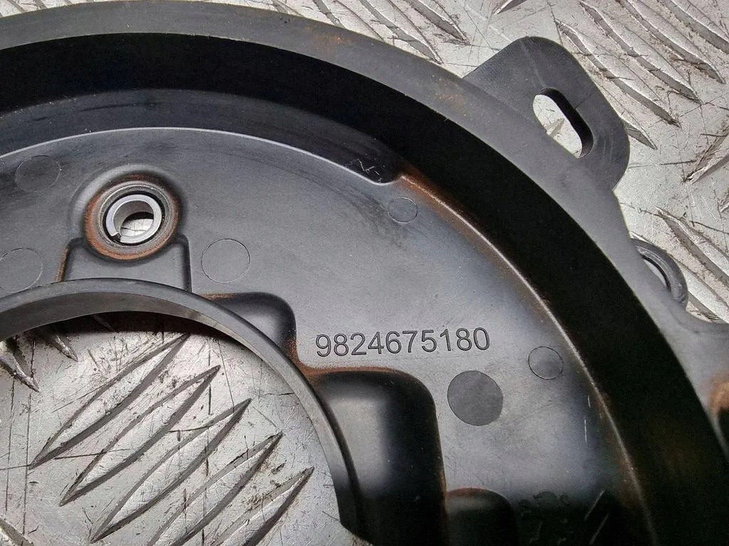 Couverte de courroie de distribution OEM 9824675180 Opel image 4