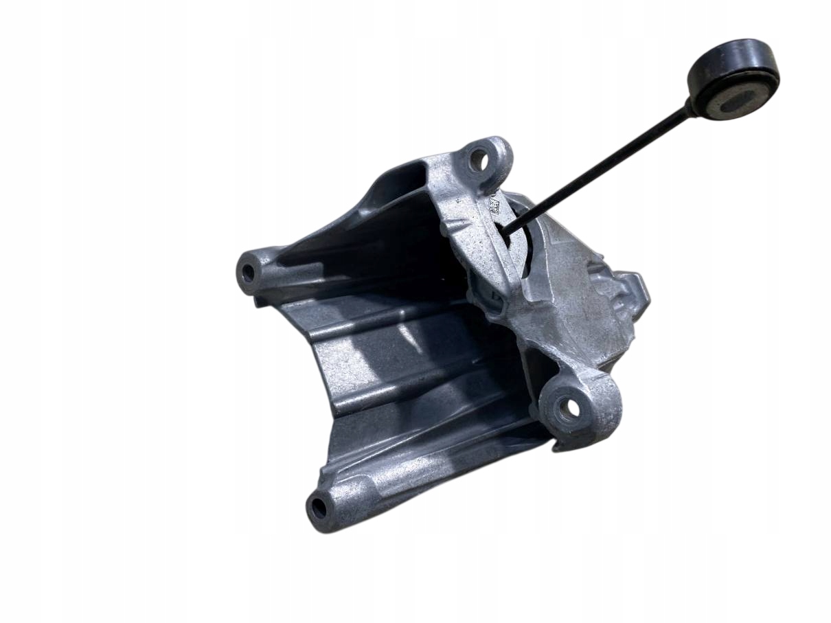 Support moteur gauche Audi A5 F5 4M0199869AM image 5