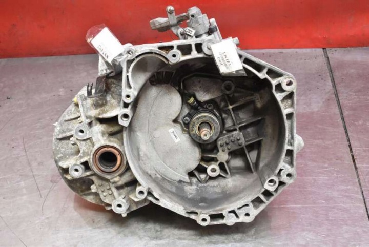 Versnellingsbak 55186627 Opel Astra 3 III H 1.9 CDTI 120 pk 04-07