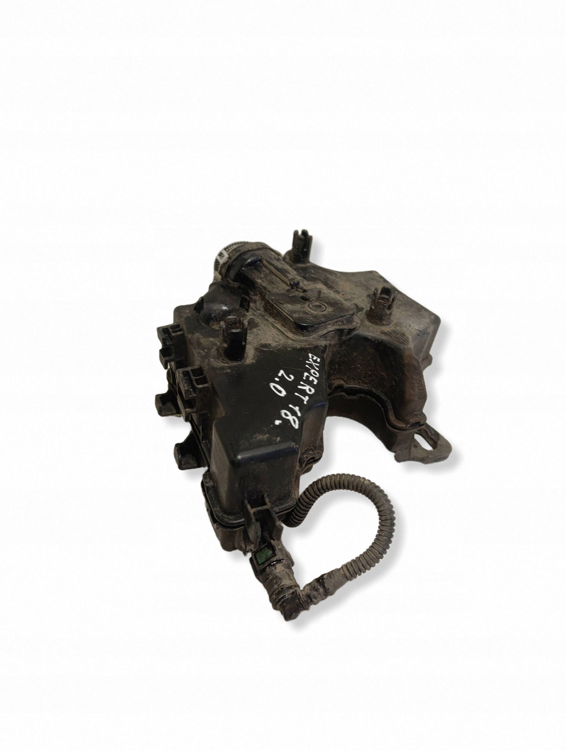 Depósito Aditivo FAP OEM 9806830680 para Opel Vivaro image 5