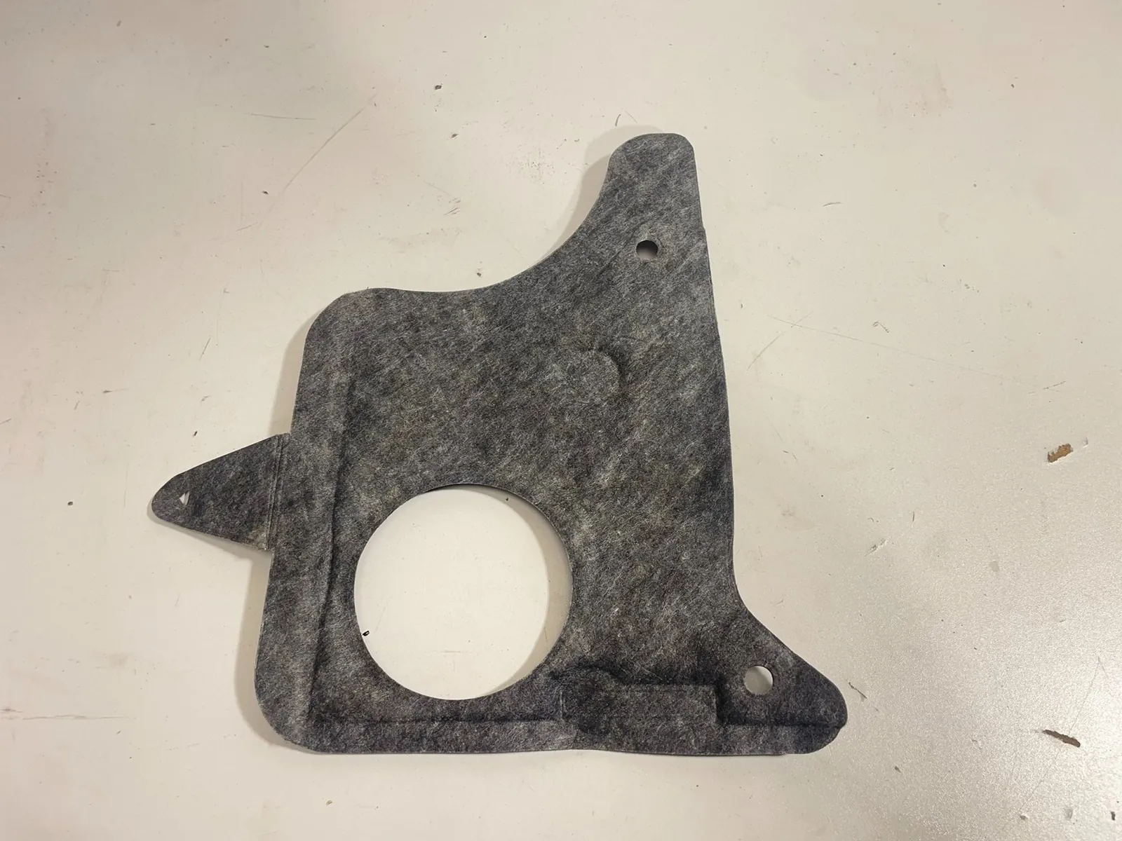 Äänieristys OEM 7446418 BMW 3 G20/G28 -malliin