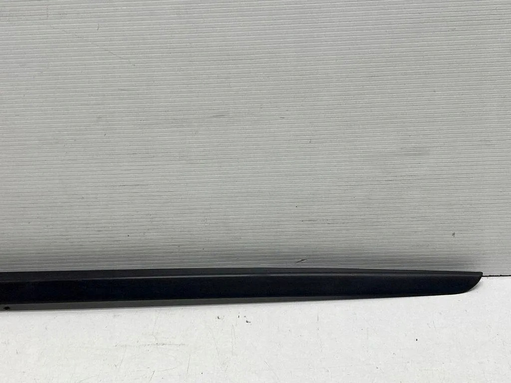 Junta do pára-brisas Porsche Cayenne OEM 9Y0854327 image 3