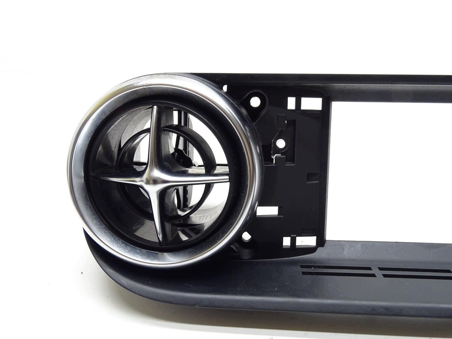 Mercedes middenluchtrooster OEM A1726801289 image 6