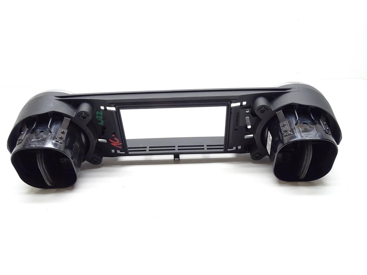 Mercedes middenluchtrooster OEM A1726801289 image 7