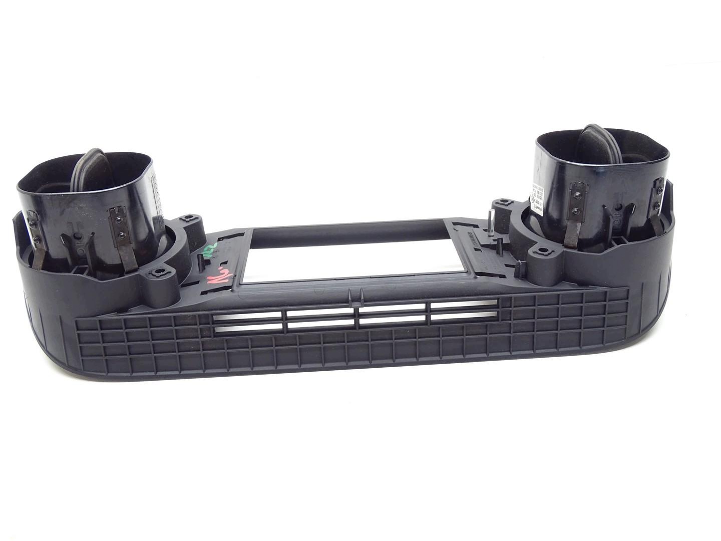 Mercedes middenluchtrooster OEM A1726801289 image 8