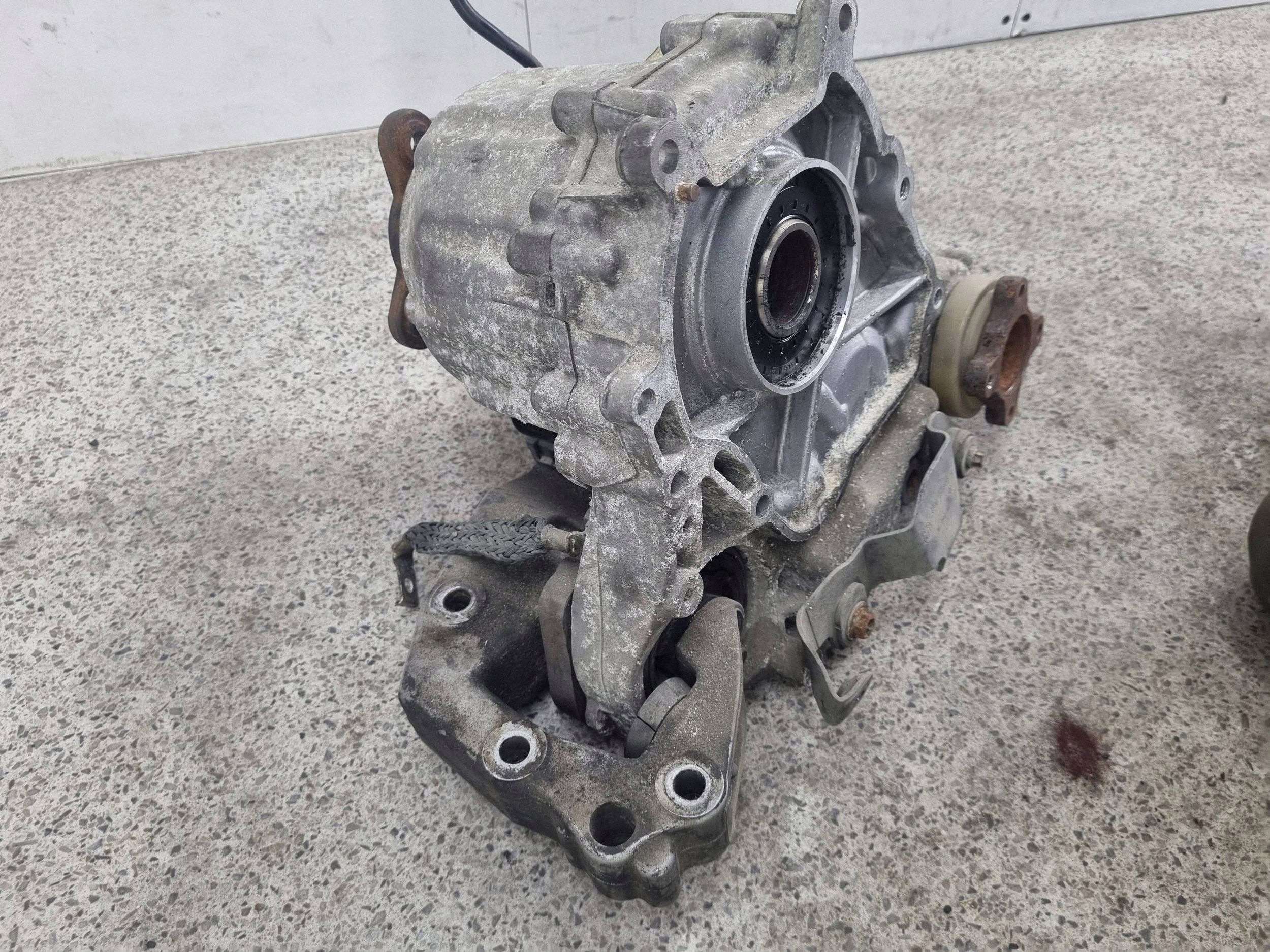 Riduttore BMW ATC350 OEM 7619777 image 3
