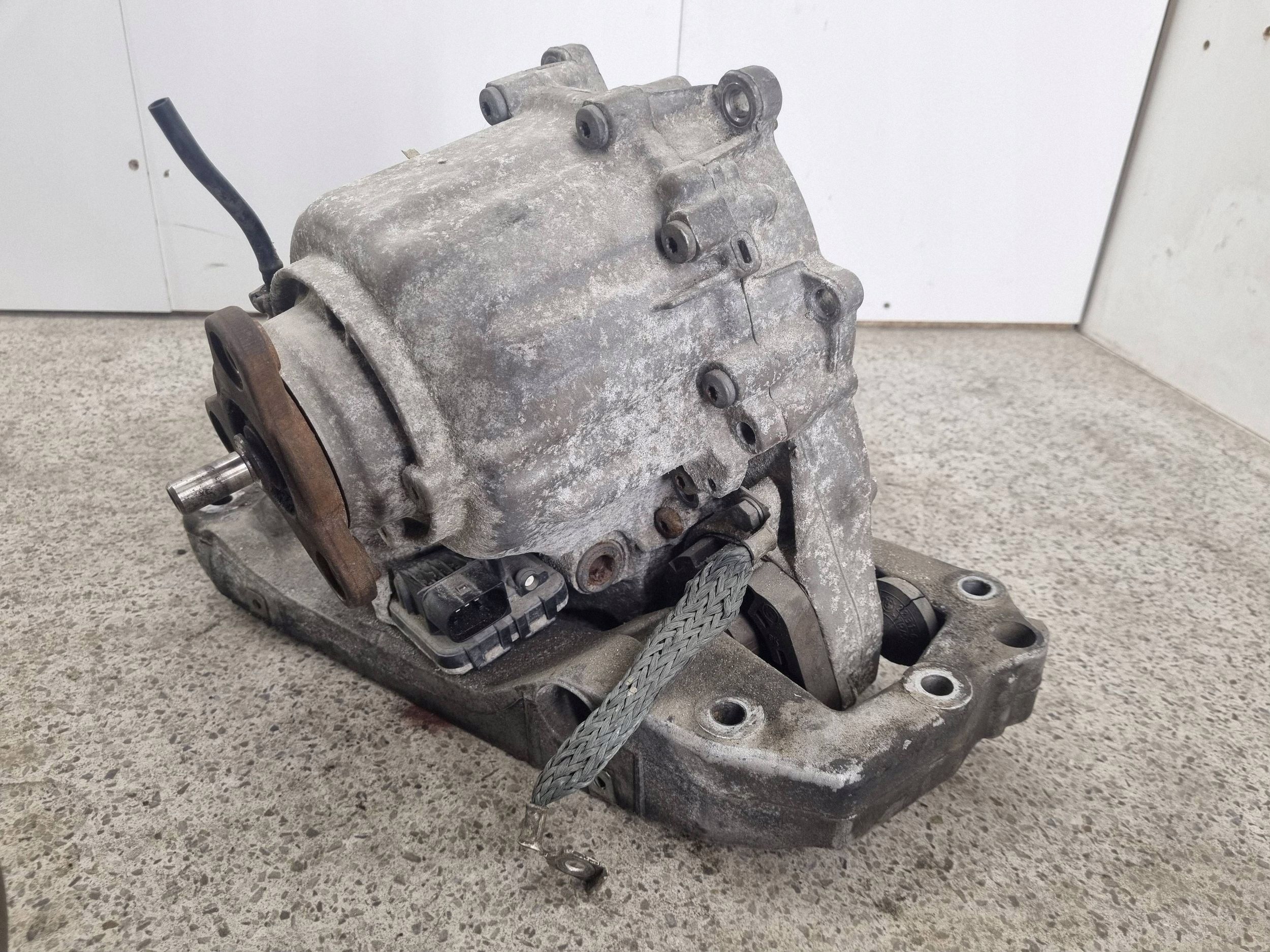 Riduttore BMW ATC350 OEM 7619777 image 6