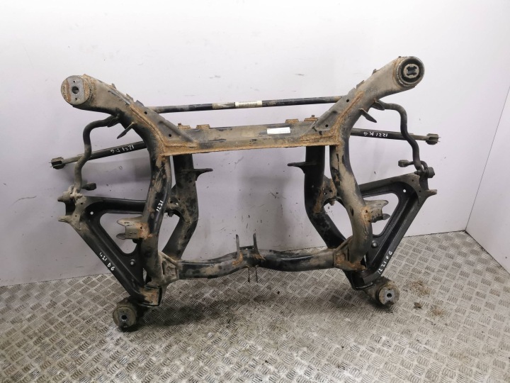 Porsche Cayenne (92A) 2011 Rear Subframe