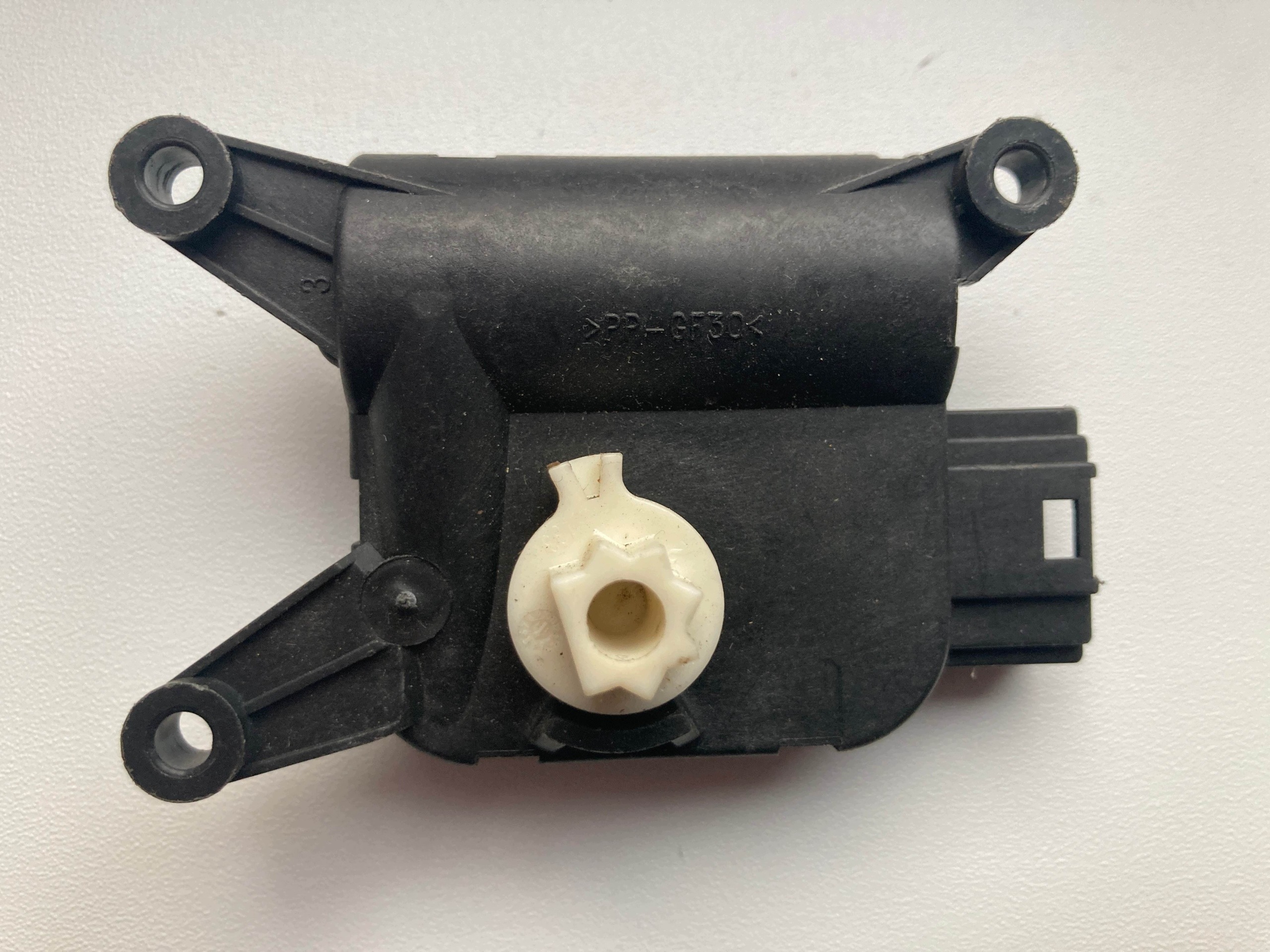 Klappenmotor Audi A3 (8P1) OEM 1K0907511 - Gebraucht