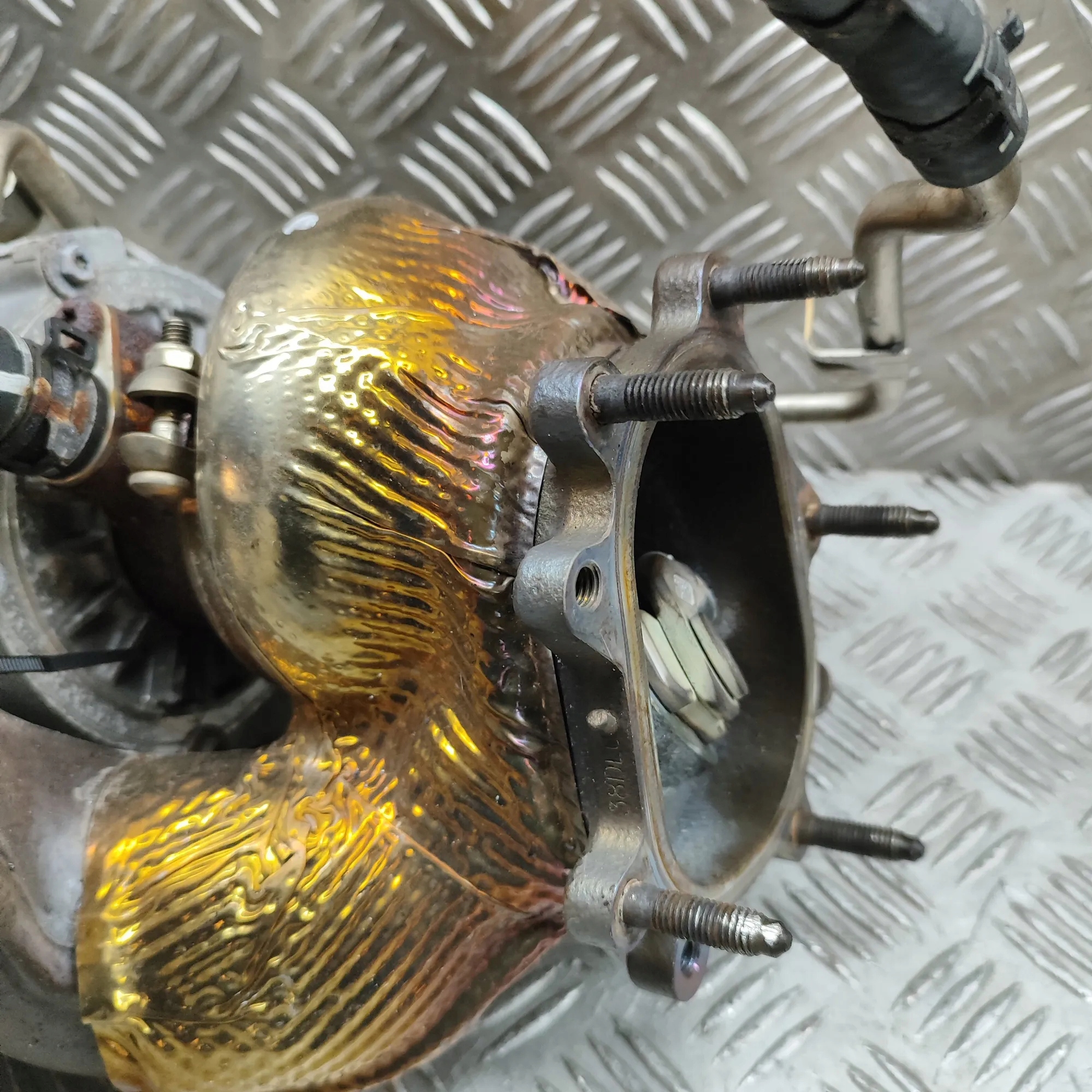 Collecteur d'échappement Audi A8 D2 OEM 079253034CF image 4