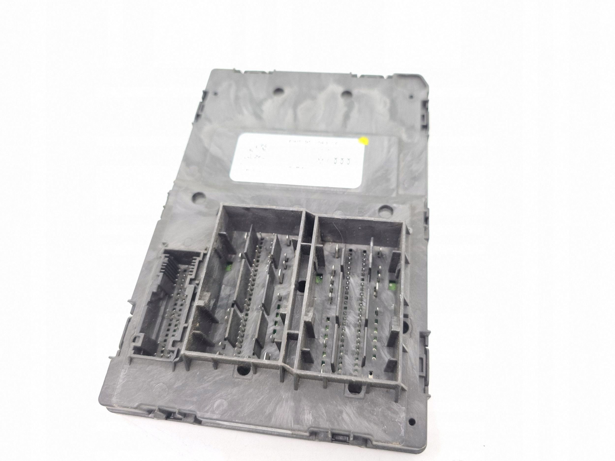 Gebrauchtes Komfortmodul OEM 8W0907063CF Audi A4 Avant image 4