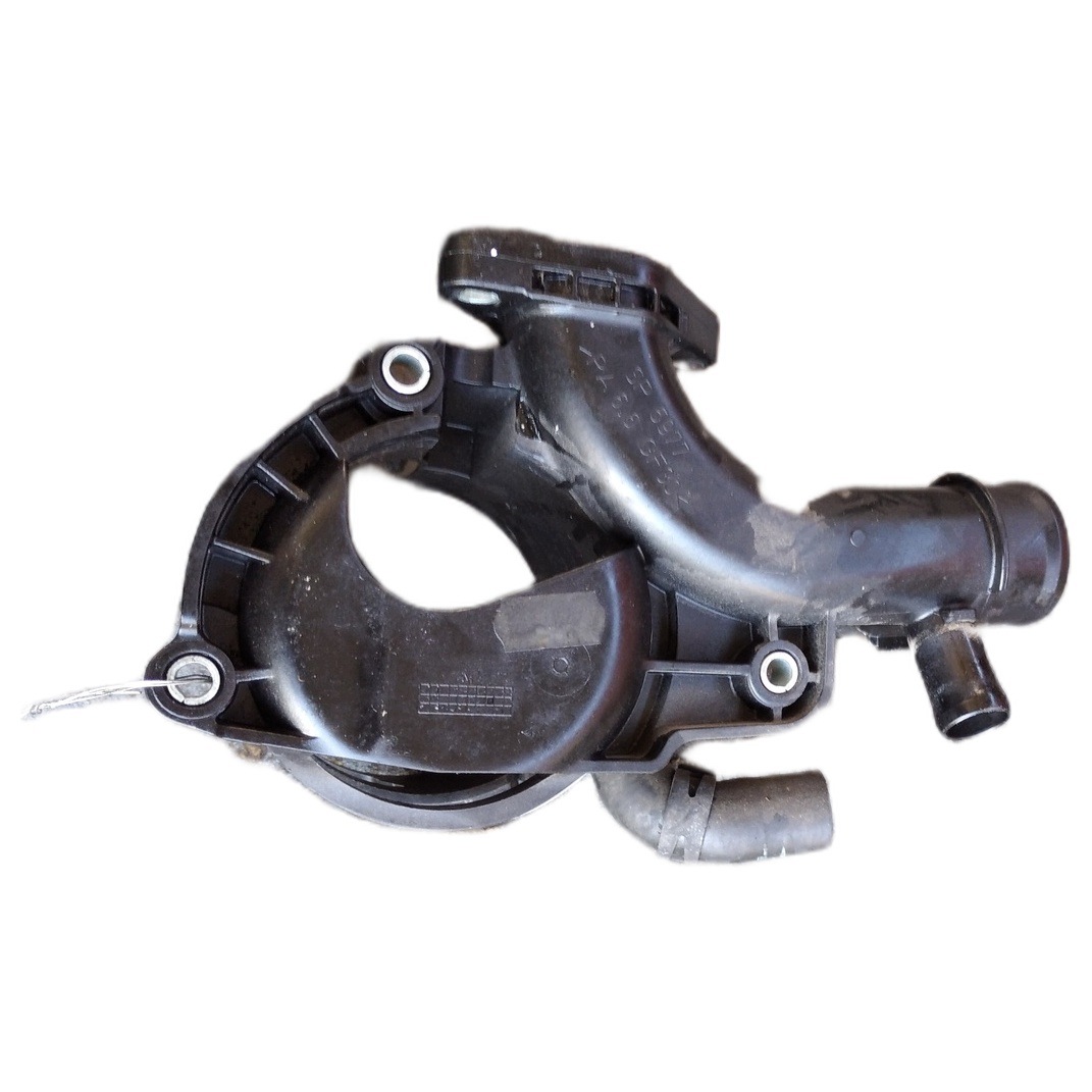 Infiniti Q50 bränslefilterhus OEM A6512001056 image 3