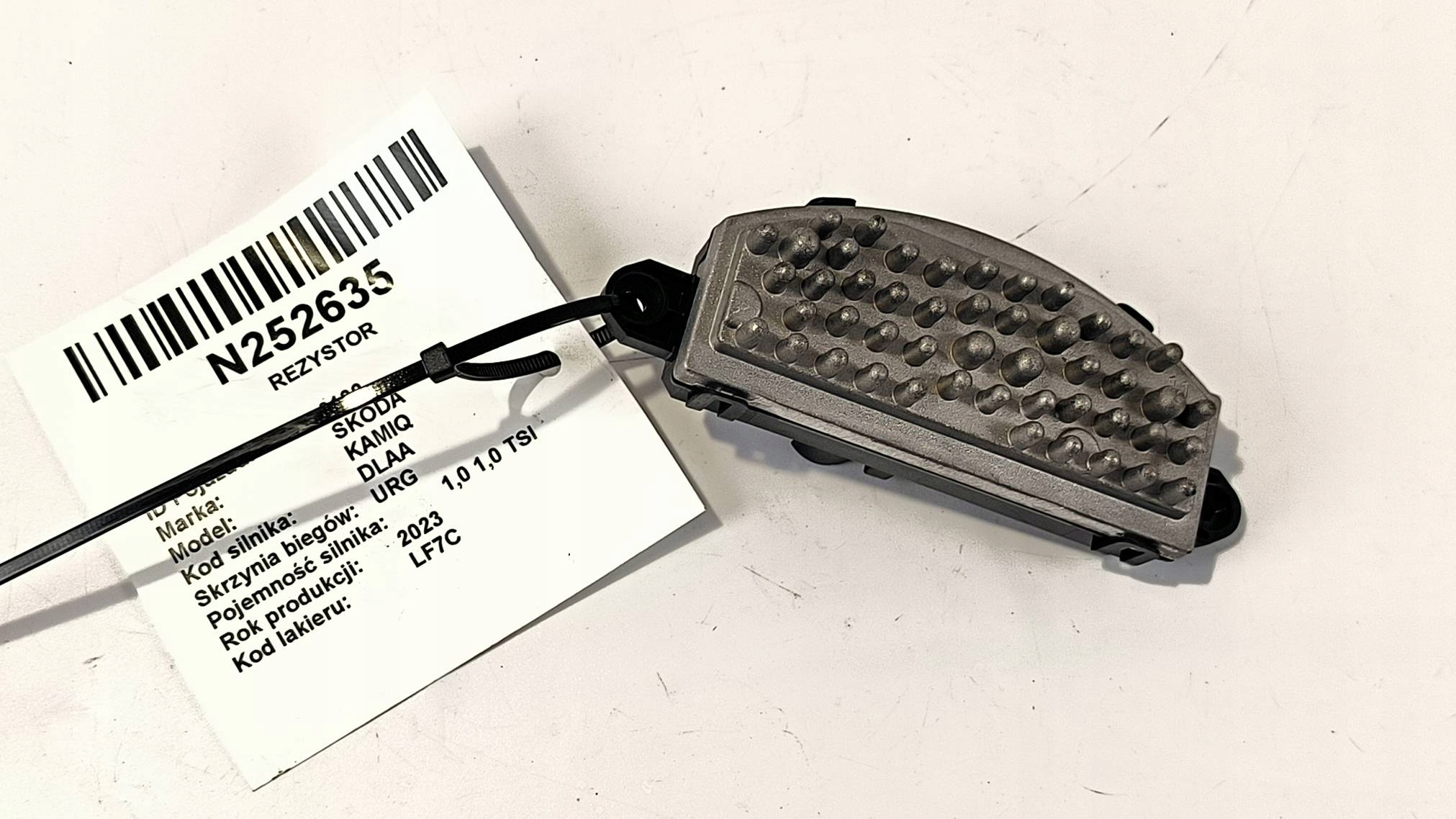 Lämmityspuhaltimen rele OEM 5WA907521 Skoda 1.0L image 2