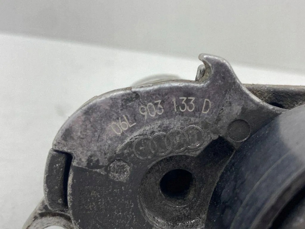 Tensor de correa VW TIGUAN (AD1) OEM 06L903133D image 6