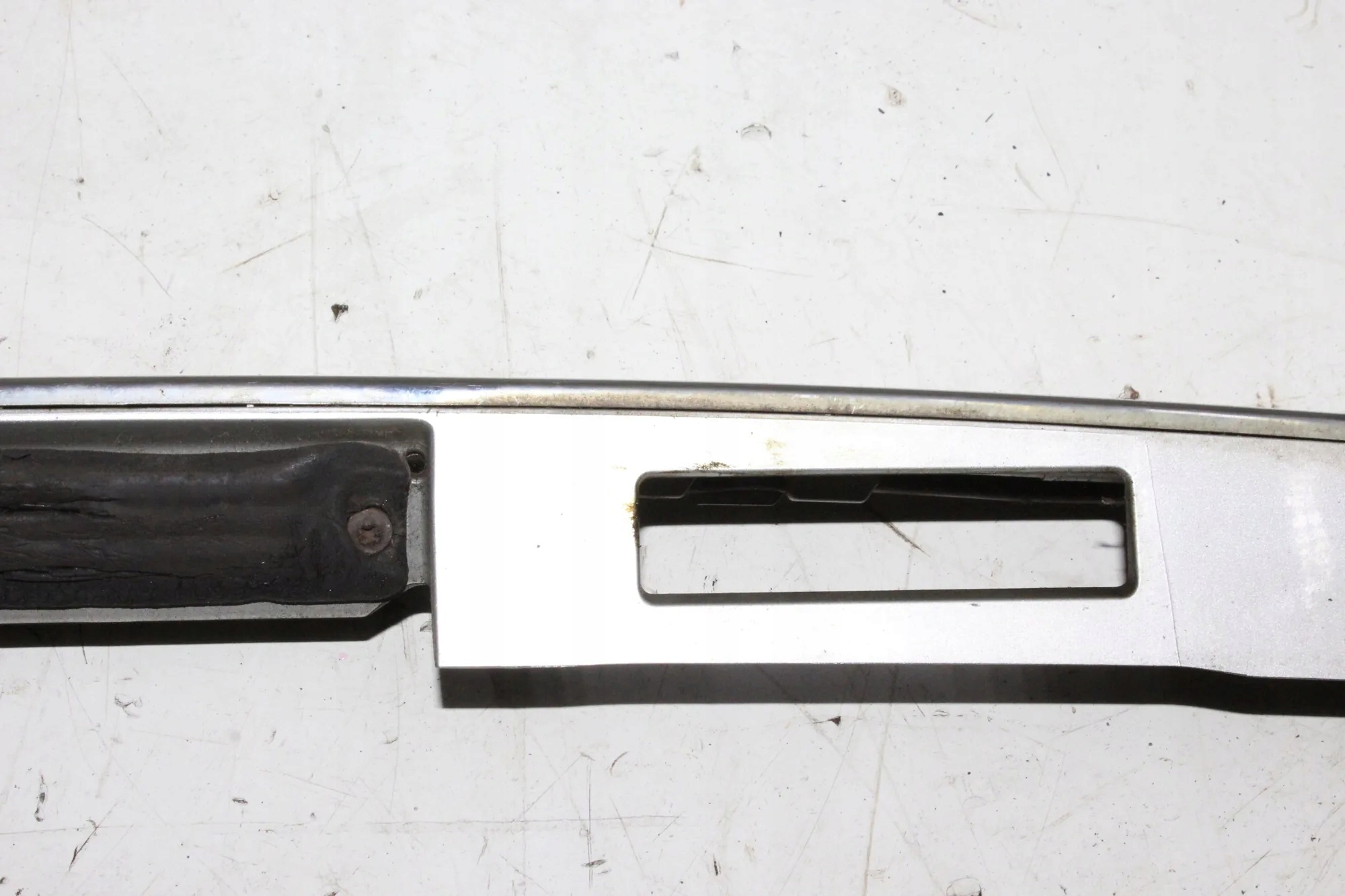 Barre d'éclairage plaque Lexus RX 450H OEM 7680148040 image 6
