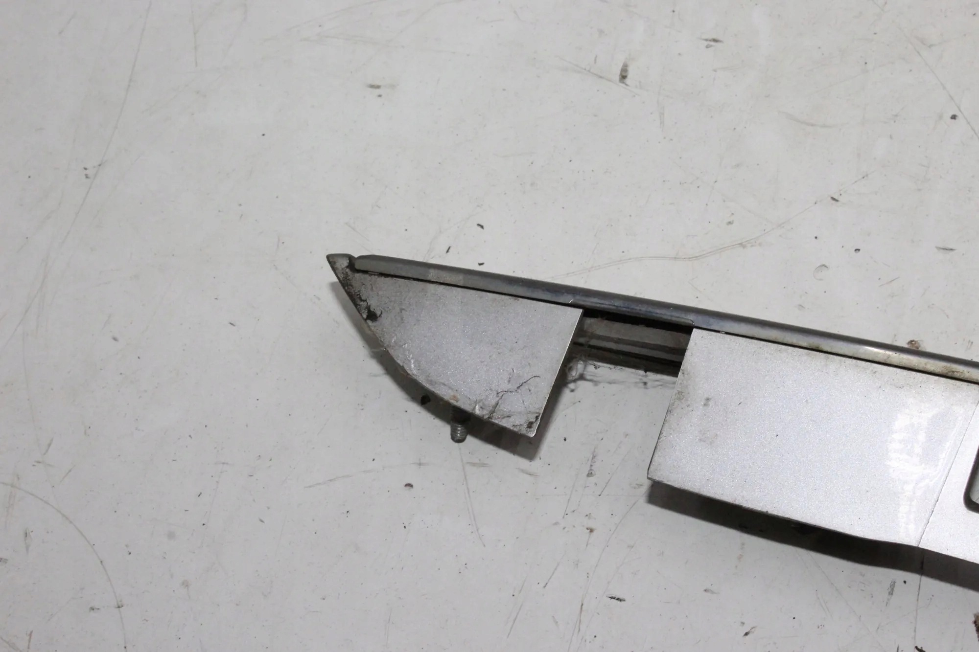Barre d'éclairage plaque Lexus RX 450H OEM 7680148040 image 9