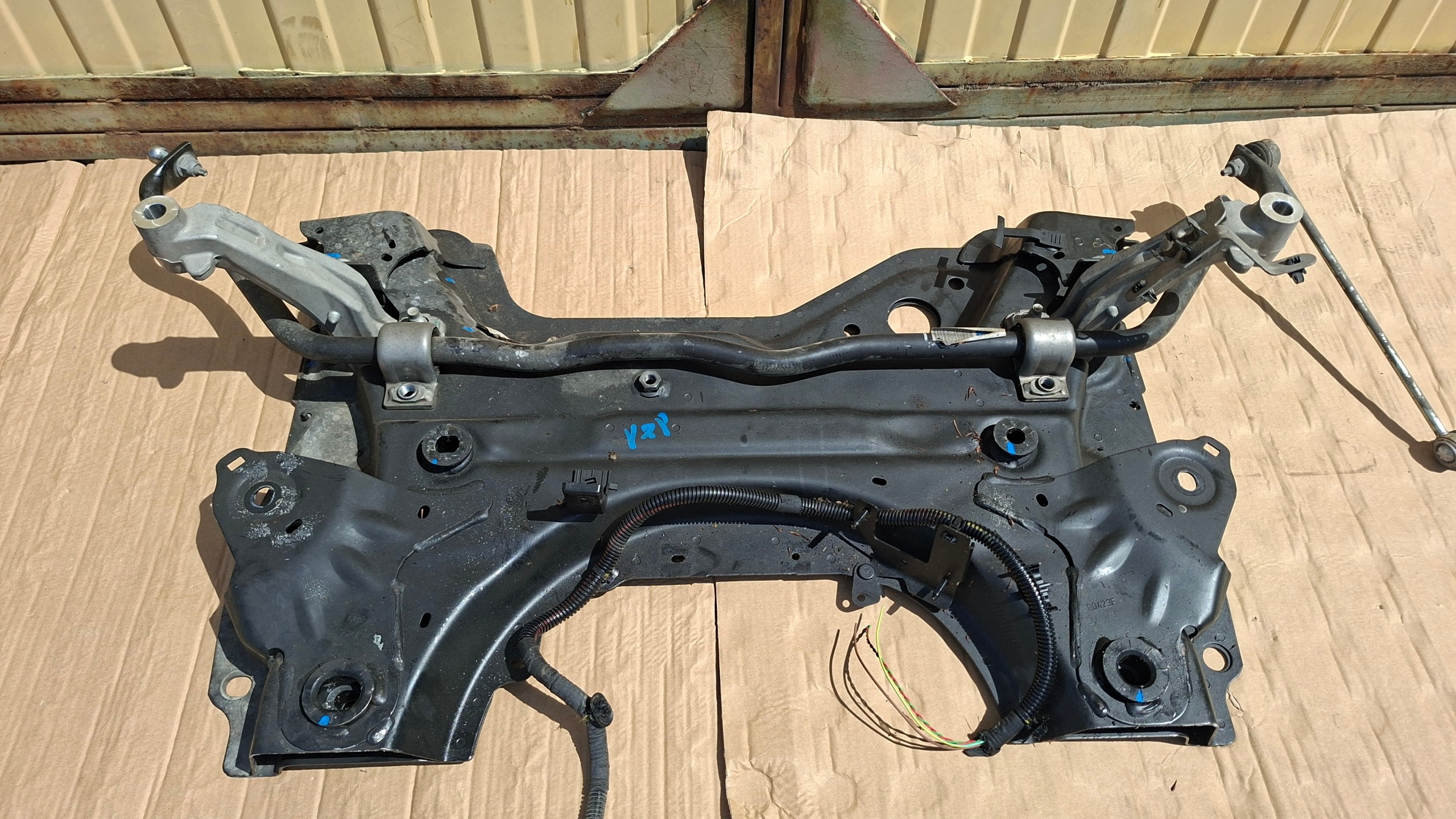 Etujarrulevyt OEM 94703MC Citroën Berlingolle image 2