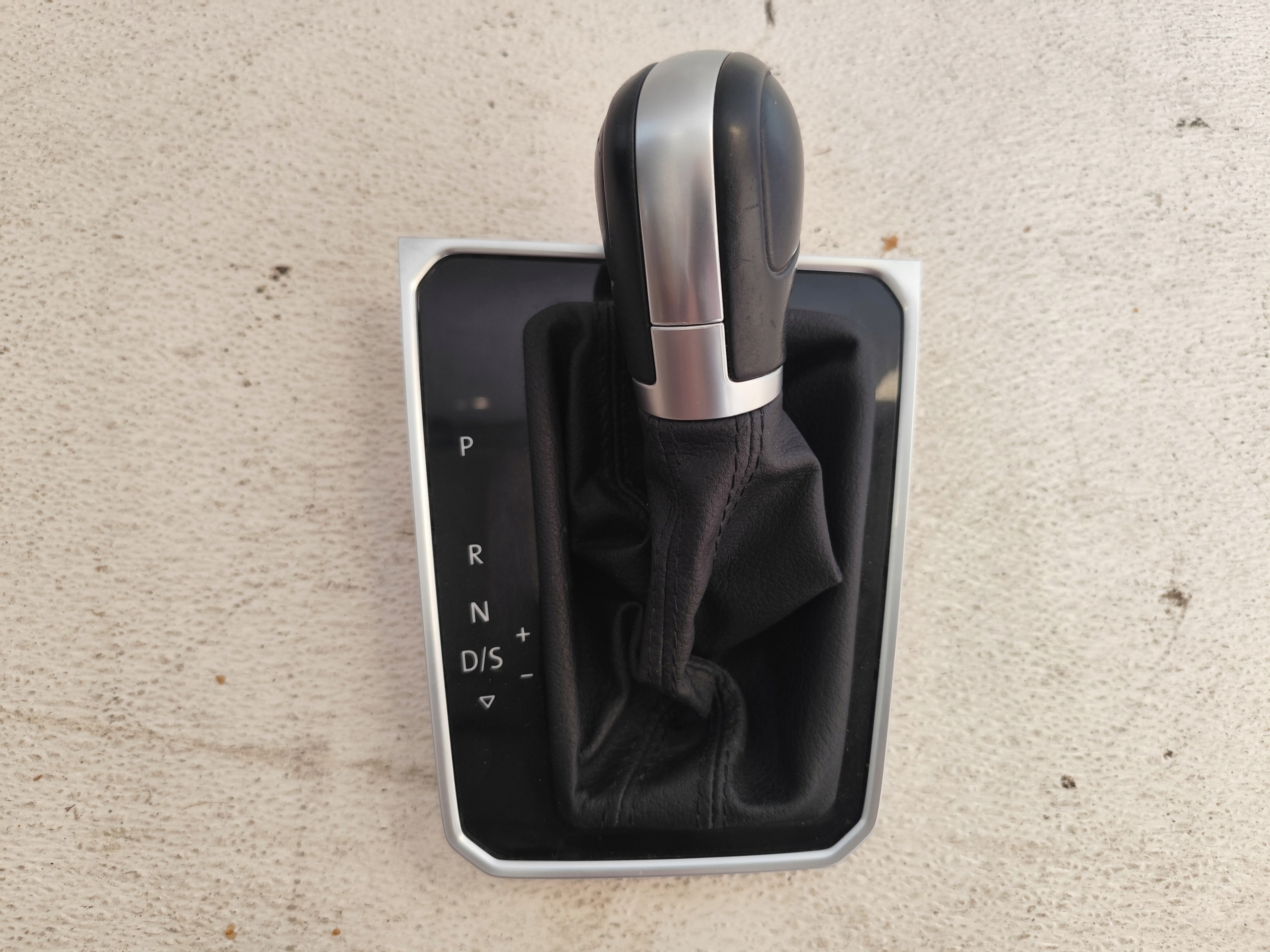 Pomo de mudanças VW OEM 3G1713203C Passat B7 Alltrack image 2