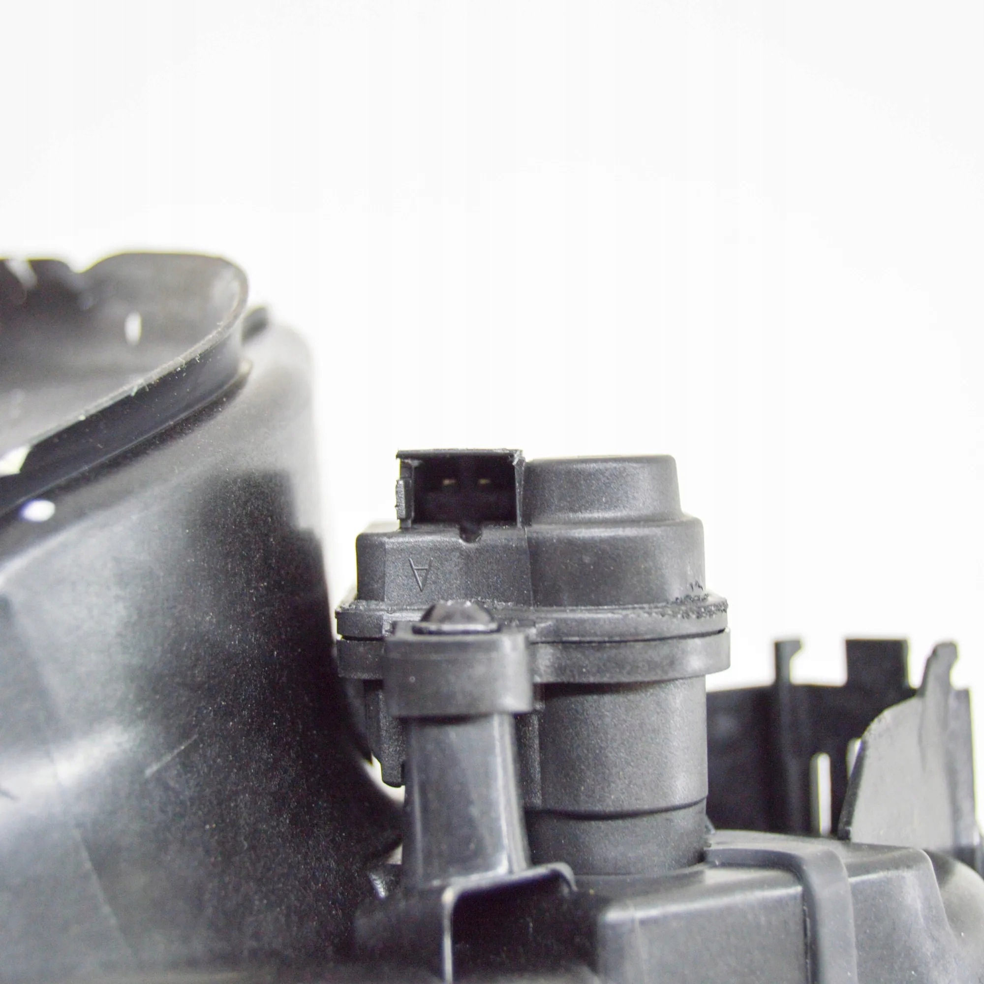 Polttoainekorkki lukolla OEM 8V0862159A Cupra image 4