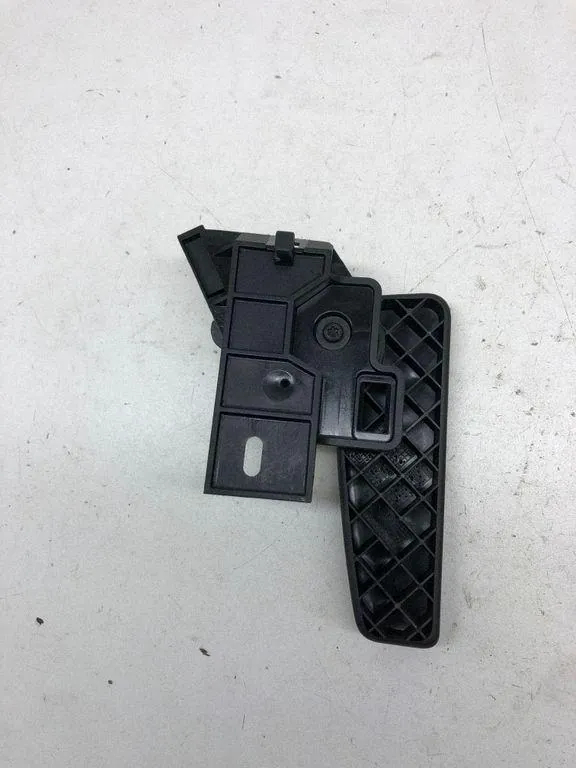CUPRA 6R1823533 Bonnet Release Handle - Used