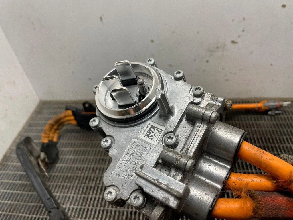 Mercedes-Benz korkeajännitekaapeli OEM A2135450528 image 4